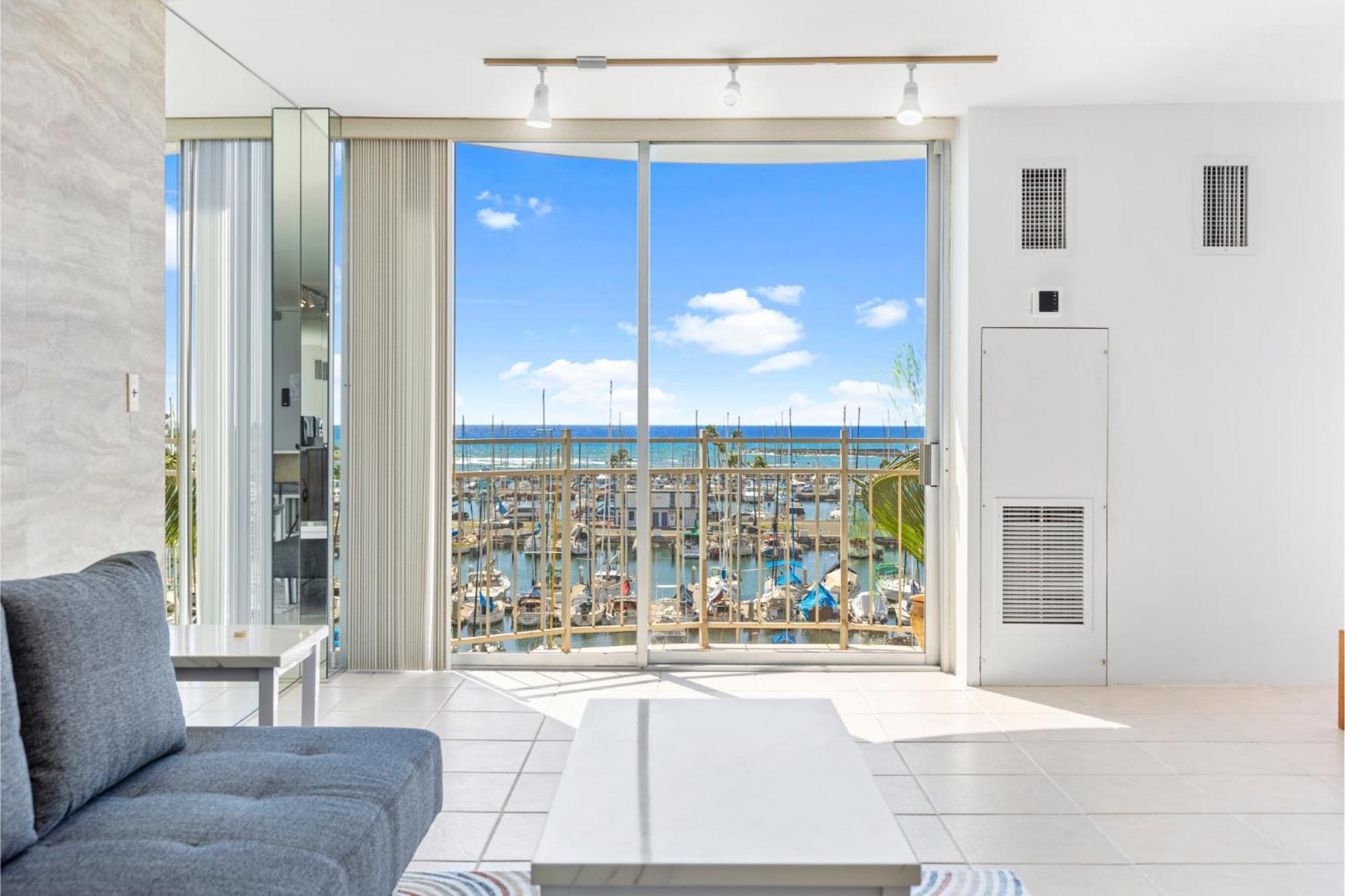 Holiday home Ilikai Marina 6fl Ocean View & Marina, Renovated Honolulu