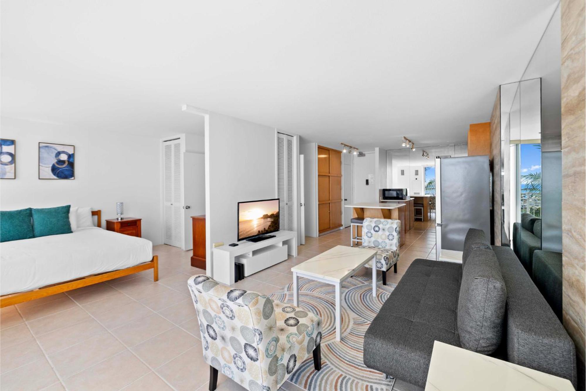 Holiday home Ilikai Marina 6fl Ocean View & Marina, Renovated